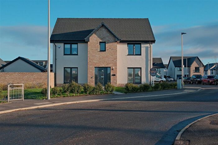 4 Bedroom Detached House For Sale In Goldsmith Avenue, Hamilton, ML3