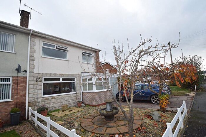 5 Bedroom Semi-Detached House To Rent In Greenacres Way, Newport, TF10