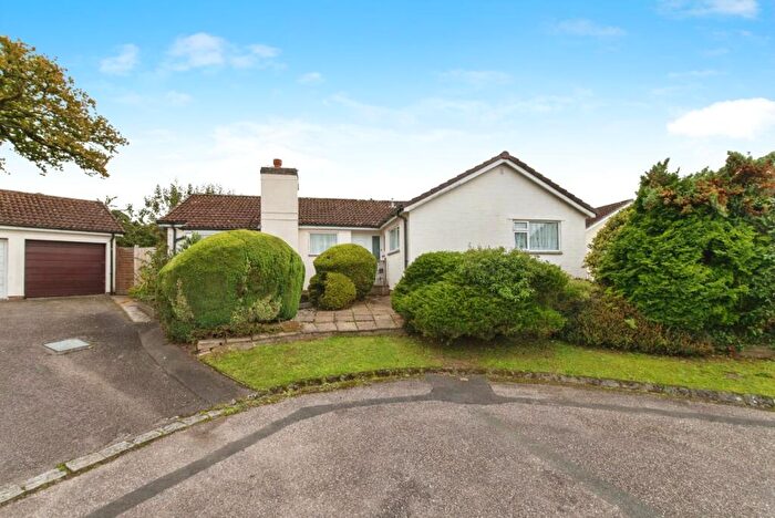 3 Bedroom Bungalow For Sale In Oak View, Honiton, Devon, EX14