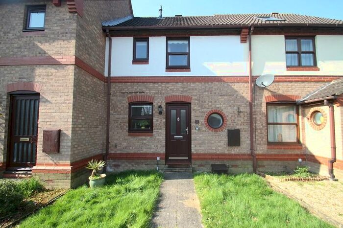 2 Bedroom Terraced House To Rent In Baron Road, Hamble, SO31