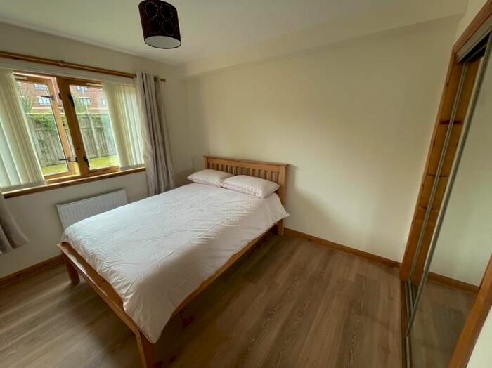 2 Bedroom Flat To Rent In William Street, Hamilton, ML3