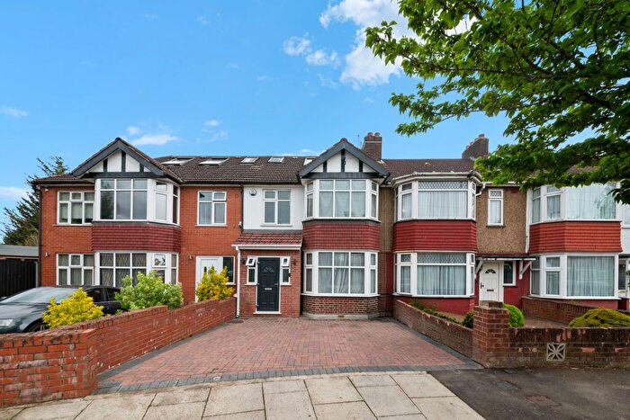4 Bedroom Terraced House For Sale In Worcester Gardens, Greenford, UB6