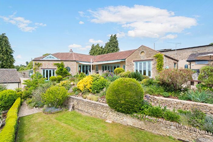 4 Bedroom Detached House For Sale In Hollingham Lane, Horsley, GL6