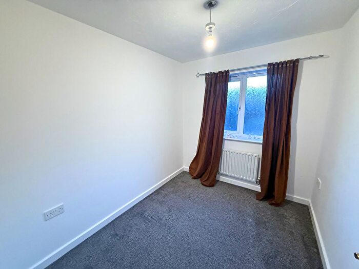 2 Bedroom Flat To Rent In Chester Road, Stretford, M32