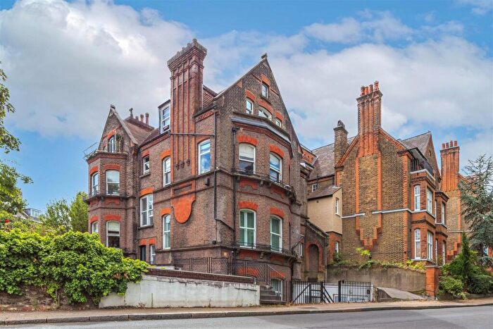 Studio To Rent In East Heath Road, London, NW3