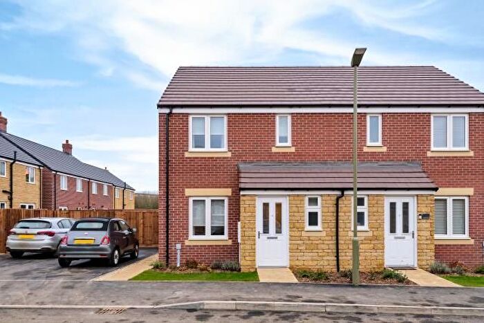 3 Bedroom Semi-detached House To Rent In Olley Crescent, Witney, OX29