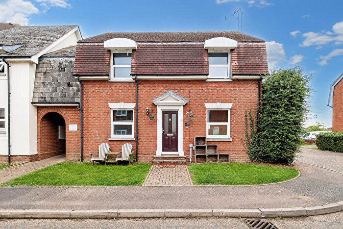 2 Bedroom Maisonette For Sale In Tattersalls Chase, Southminster, CM0