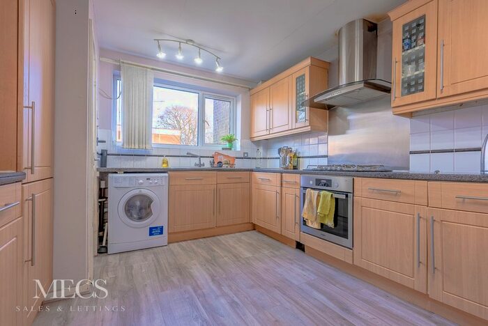 2 Bedroom Flat To Rent In Hindon Square, Vicarage Road, Edgbaston. B15