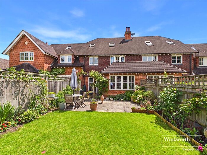 4 Bedroom Terraced House For Sale In Mill Lane, Calcot, Reading, Berkshire, RG31