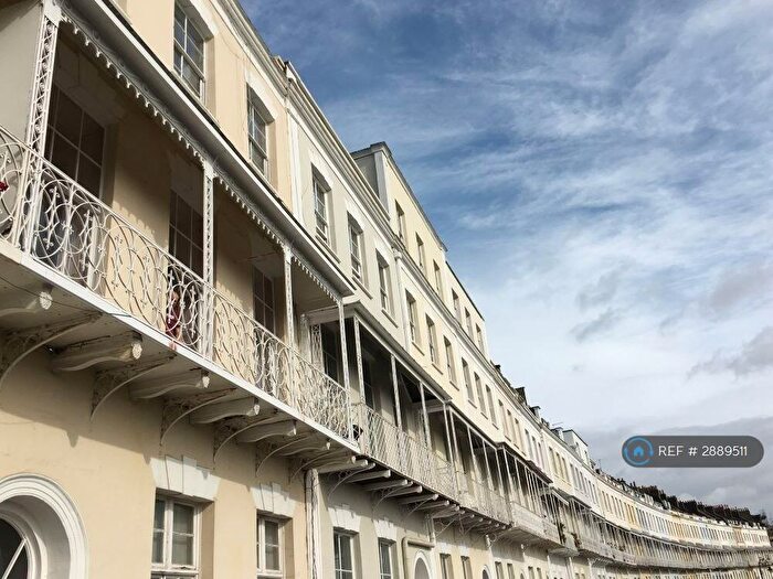 2 Bedroom Penthouse To Rent In Royal York Crescent, Bristol, BS8