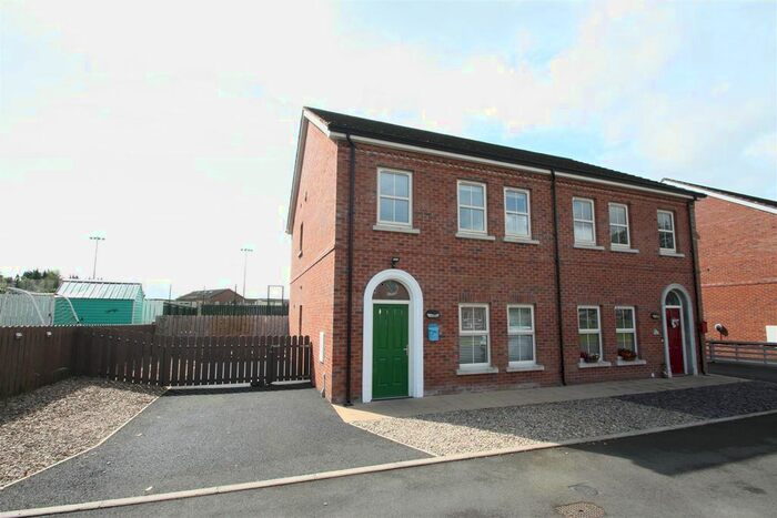 3 Bedroom Semi-Detached House To Rent In Cedar Hill, Ballynahinch, BT24