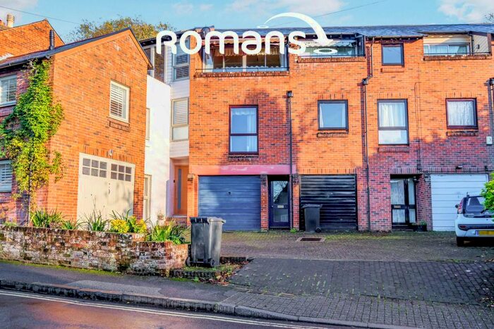 2 Bedroom Terraced House To Rent In Wharf Hill, Winchester, SO23