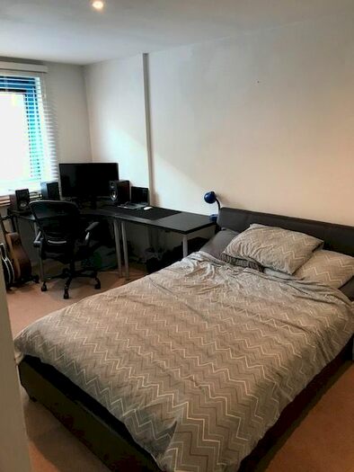 3 Bedroom Flat To Rent In Western Gateway, Docklands, E16