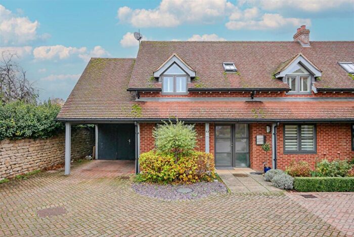 3 Bedroom Semi-Detached House To Rent In High Street, Dorchester-On-Thames, OX10