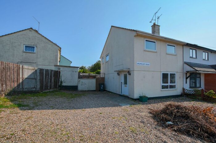 3 Bedroom Semi-Detached House To Rent In Drumcliff Road, Thurnby, Leicester, LE5