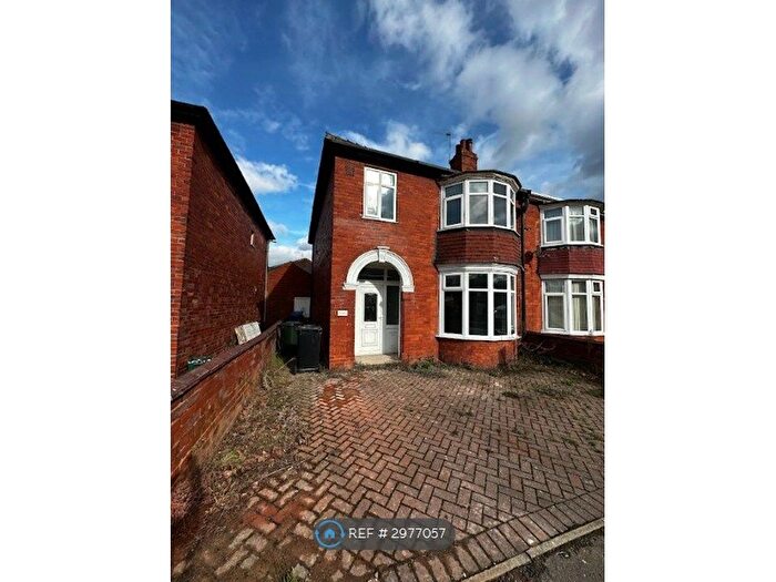 3 Bedroom Semi-detached House To Rent In Carr House Road, Doncaster, DN4