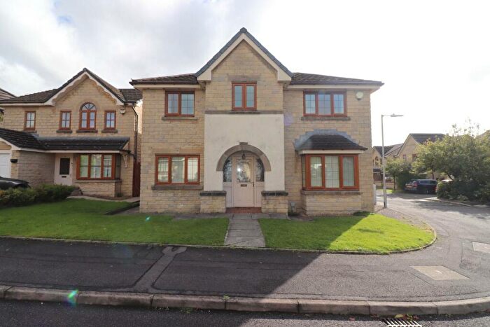 4 Bedroom Detached House To Rent In Romney Chase, Bolton, BL1