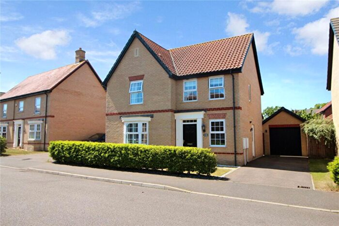 4 Bedroom Detached House For Sale In Brickle Wood Avenue, Poringland, Norwich, Norfolk, NR14