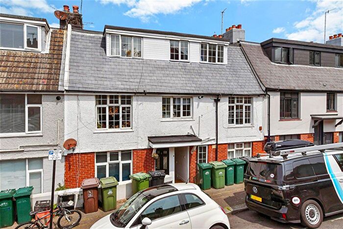 2 Bedroom Maisonette For Sale In May Road, Brighton, East Sussex, BN2