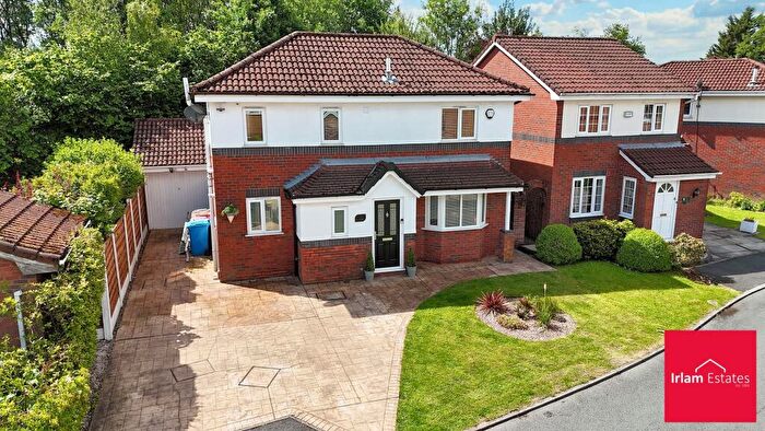3 Bedroom Detached House For Sale In Langtree Close, Worsley, M28