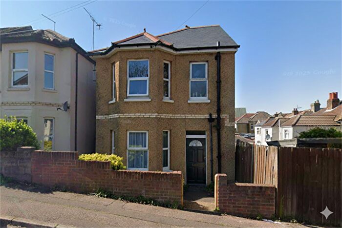 4 Bedroom House To Rent In Cranmer Road, Winton, Bournemouth, BH9