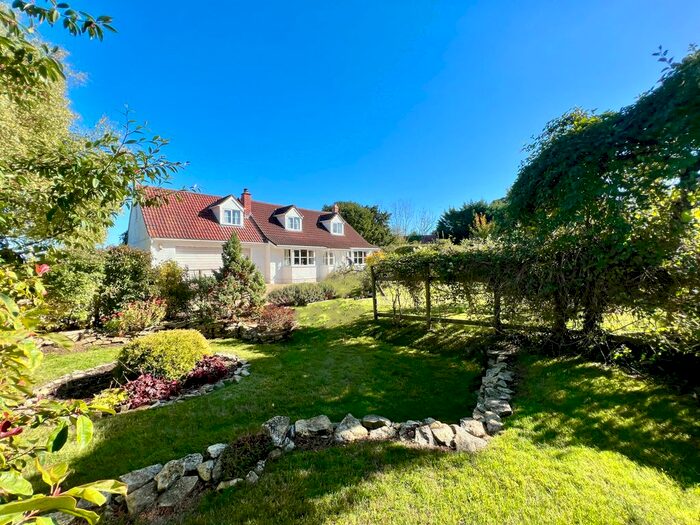 4 Bedroom Detached House For Sale In Breach Hill Common, Chew Stoke, Bristol, BS40