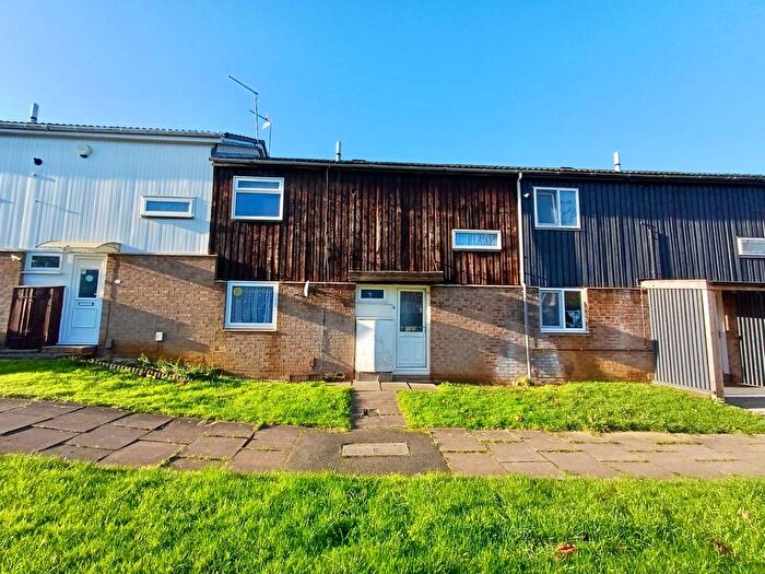 3 Bedroom Terraced House For Sale In Rillwood Court, Lumbertubs, NN3