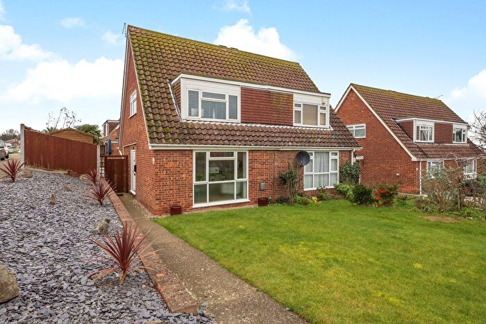 3 Bedroom Property For Sale In Shearwater Avenue, Whitstable, CT5