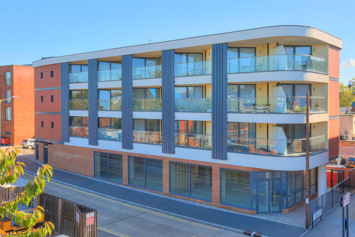 Apartment To Rent In Butlers Yard, Drovers Way, St Albans, Herts, AL3