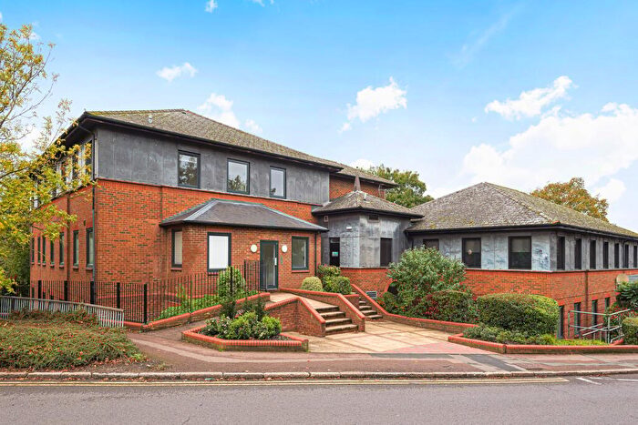 1 Bedroom Apartment For Sale In Old Park Road, Hitchin, SG5