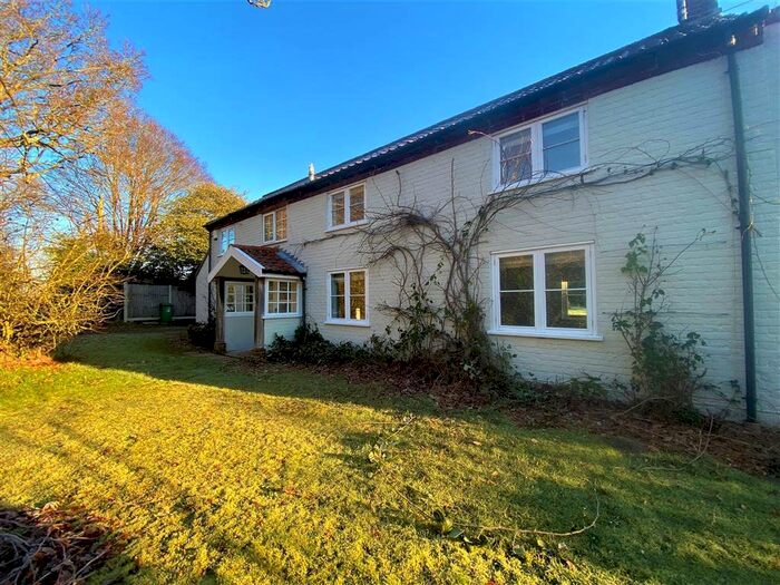 4 Bedroom Cottage To Rent In Hall Road, Barton Turf, Norwich NR12