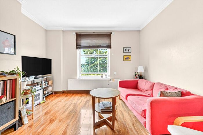 2 Bedroom Flat To Rent In Liverpool House, Liverpool Road, N7