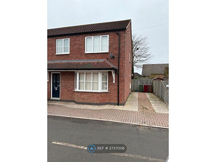 3 Bedroom Semi Detached House To Rent In Main Street, Ealand, Scunthorpe, DN17