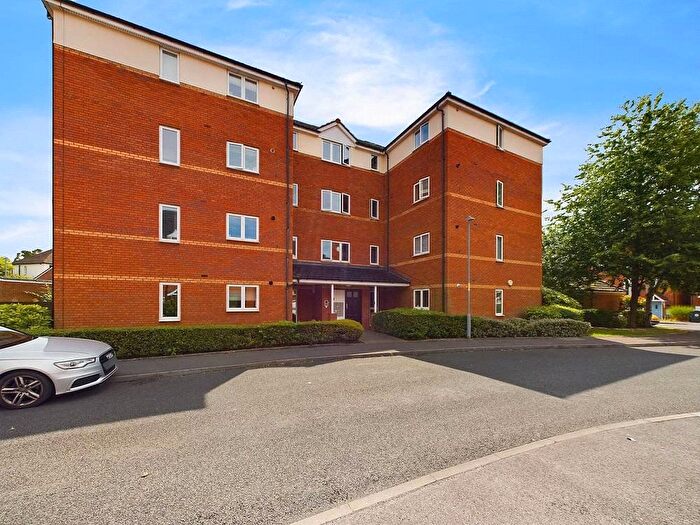 2 Bedroom Flat For Sale In Michael Tippet Drive, Worcester, Worcestershire, WR4