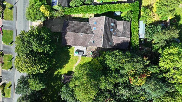 7 Bedroom Detached House For Sale In High Road, Barrowby, Grantham, Lincolnshire, NG32