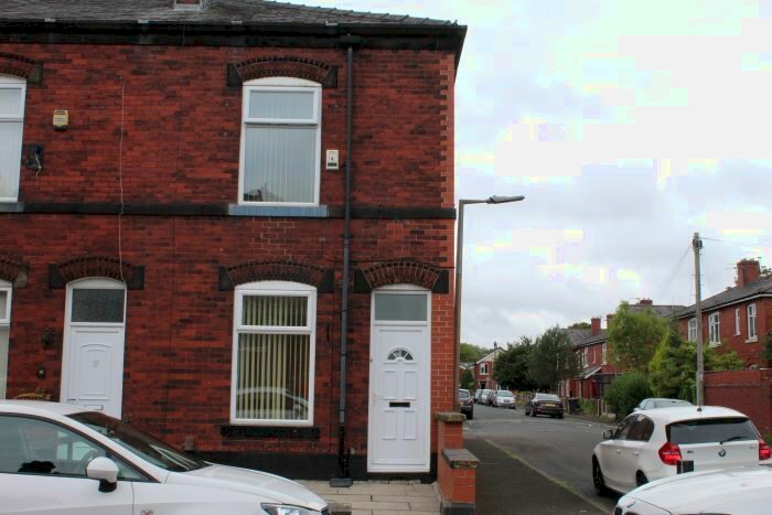 3 Bedroom Terraced House To Rent In Gigg Lane, Bury, BL9