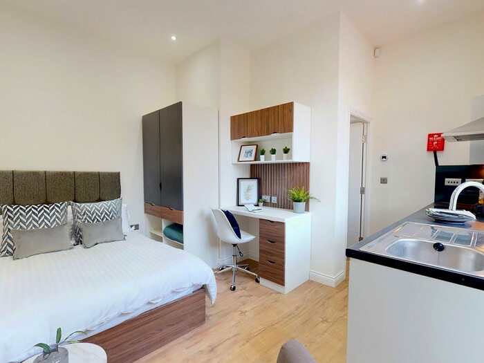 Studio To Rent In Clarendon Road, Leeds, LS2