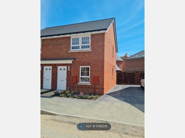 2 Bedroom End Of Terrace House To Rent In Alexander Way, Leighton Buzzard, LU7