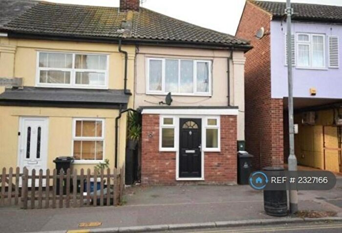 2 Bedroom Flat To Rent In Mill Road, Maldon, CM9