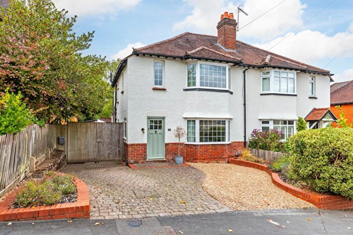 3 Bedroom Semi Detached House For Sale In Milverton Road, Winchester, SO22
