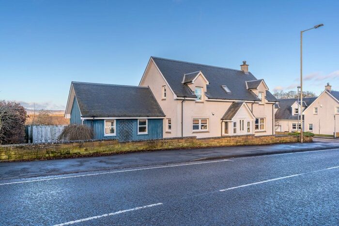 5 Bedroom Detached House For Sale In Cameron Walk, Burrelton, Blairgowrie, PH13