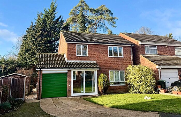 4 Bedroom Detached House For Sale In Hunting Gate, Hemel Hempstead, Hertfordshire, HP2