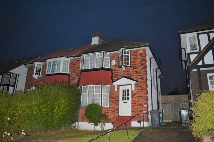 3 Bedroom Semi-Detached House To Rent In Farm Road, Edgware HA8