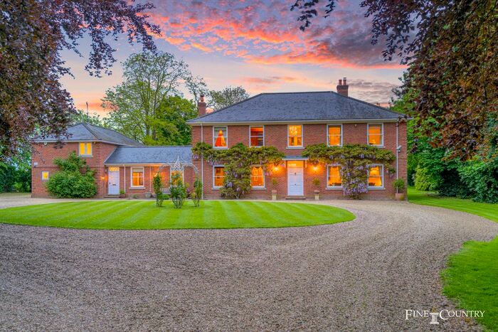 5 Bedroom Detached House For Sale In Marsh Road, Wykeham, Spalding, PE12