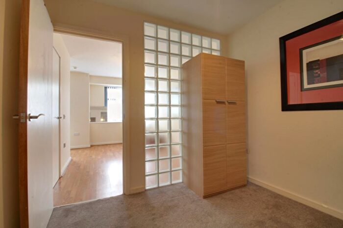 2 Bedroom Flat To Rent In Brindley House, Newhall Street, Birmingham City Centre, B3