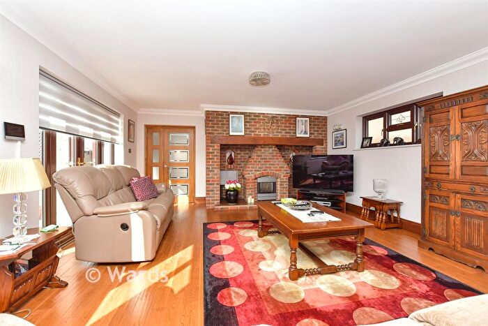 5 Bedroom Detached House For Sale In Minster Road, Minster On Sea, Sheerness, Kent, ME12