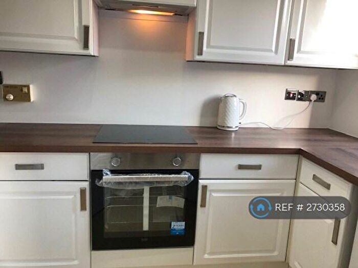 1 Bedroom Flat To Rent In Dalhousie Court, Glasgow, G4