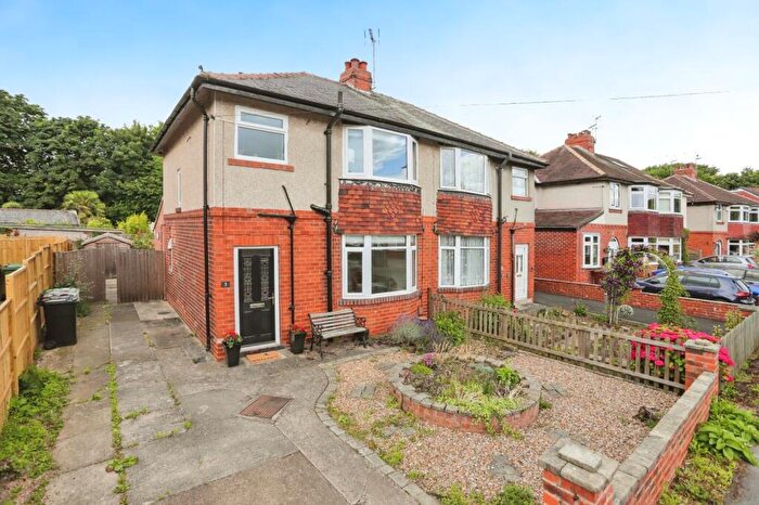 3 Bedroom Semi-Detached House To Rent In Foxhill, Wetherby, West Yorkshire, LS22