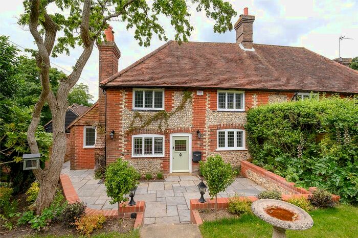 2 Bedroom Semi-Detached House For Sale In The Street, East Clandon, Guildford, Surrey, GU4