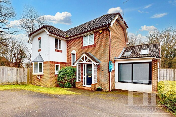 3 Bedroom Detached House To Rent In Holm Oaks, Cowfold, RH13